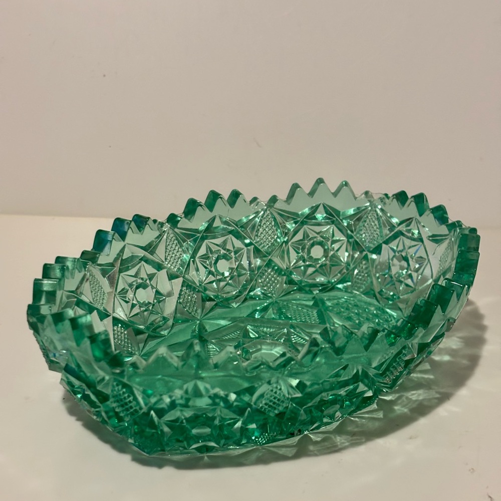 Elegant Green Glass Decorative Bowl